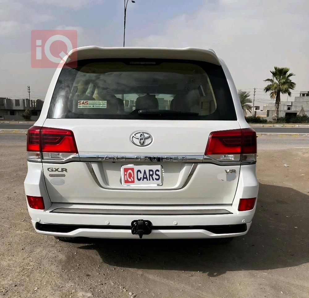 تويوتا لاندكروزر